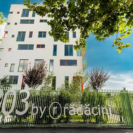 Apartment Rootsone I 1 Bedroom W Parking