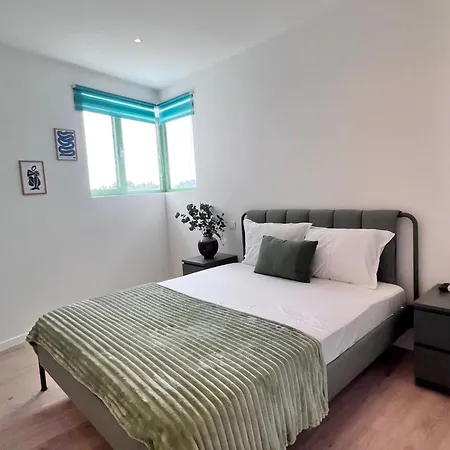Rootsone I 1 Bedroom W Parking