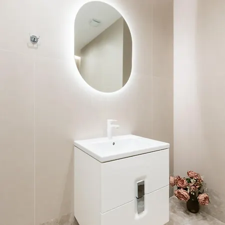Rootsone I 1 Bedroom W Parking *